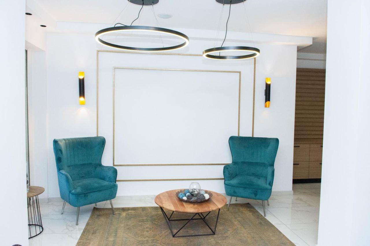 Leto Boutique Hotel 아그리니온 외부 사진