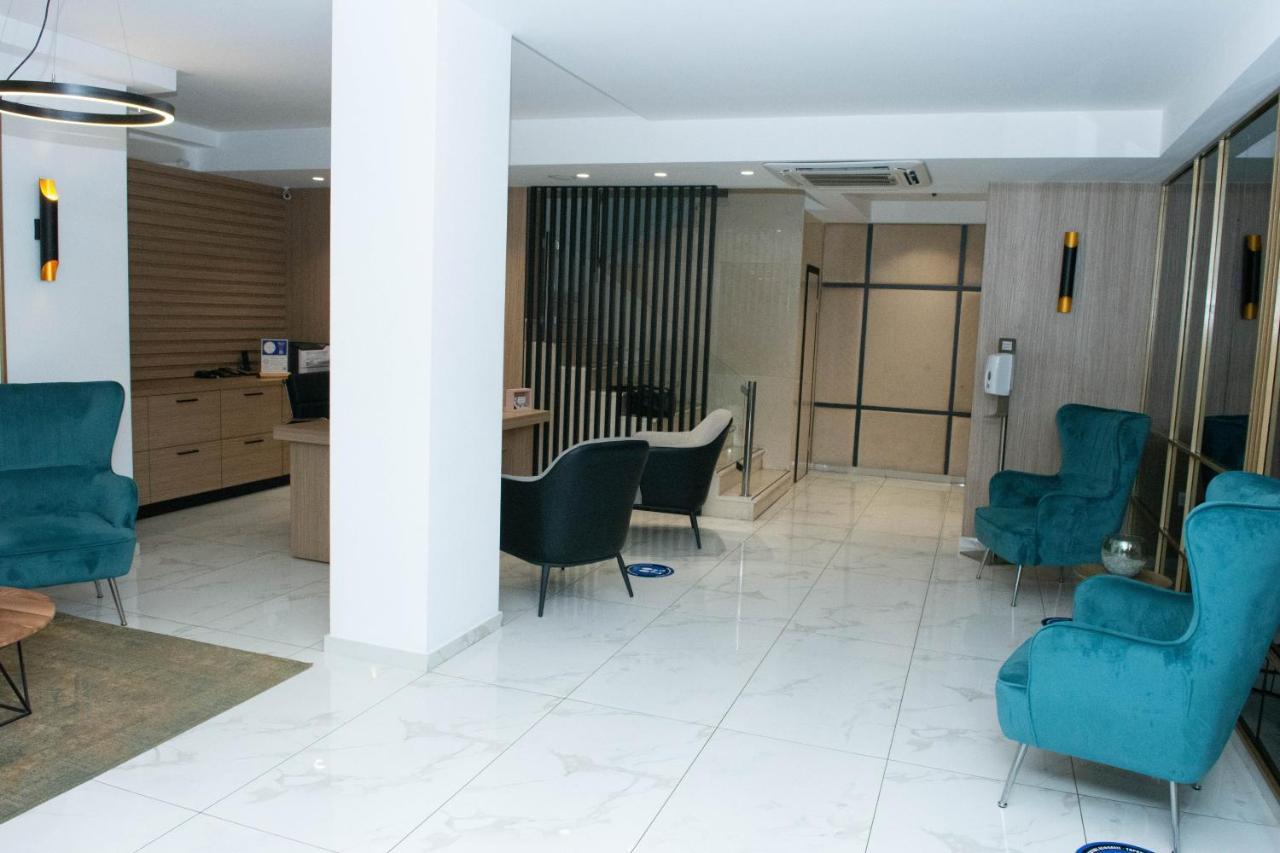 Leto Boutique Hotel 아그리니온 외부 사진