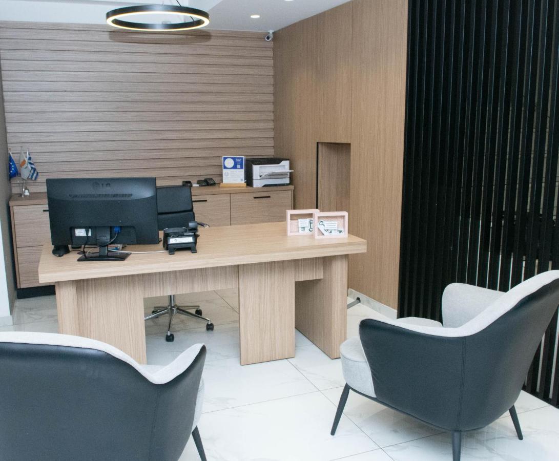 Leto Boutique Hotel 아그리니온 외부 사진